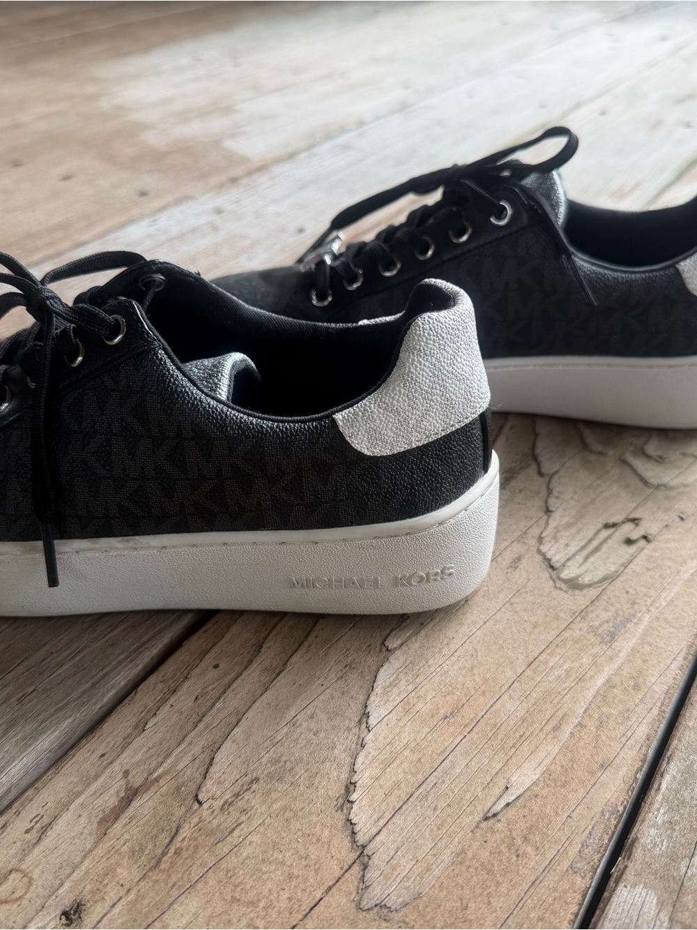 Michael Kors Black & White Men’s Logo Low-Top Sneakers